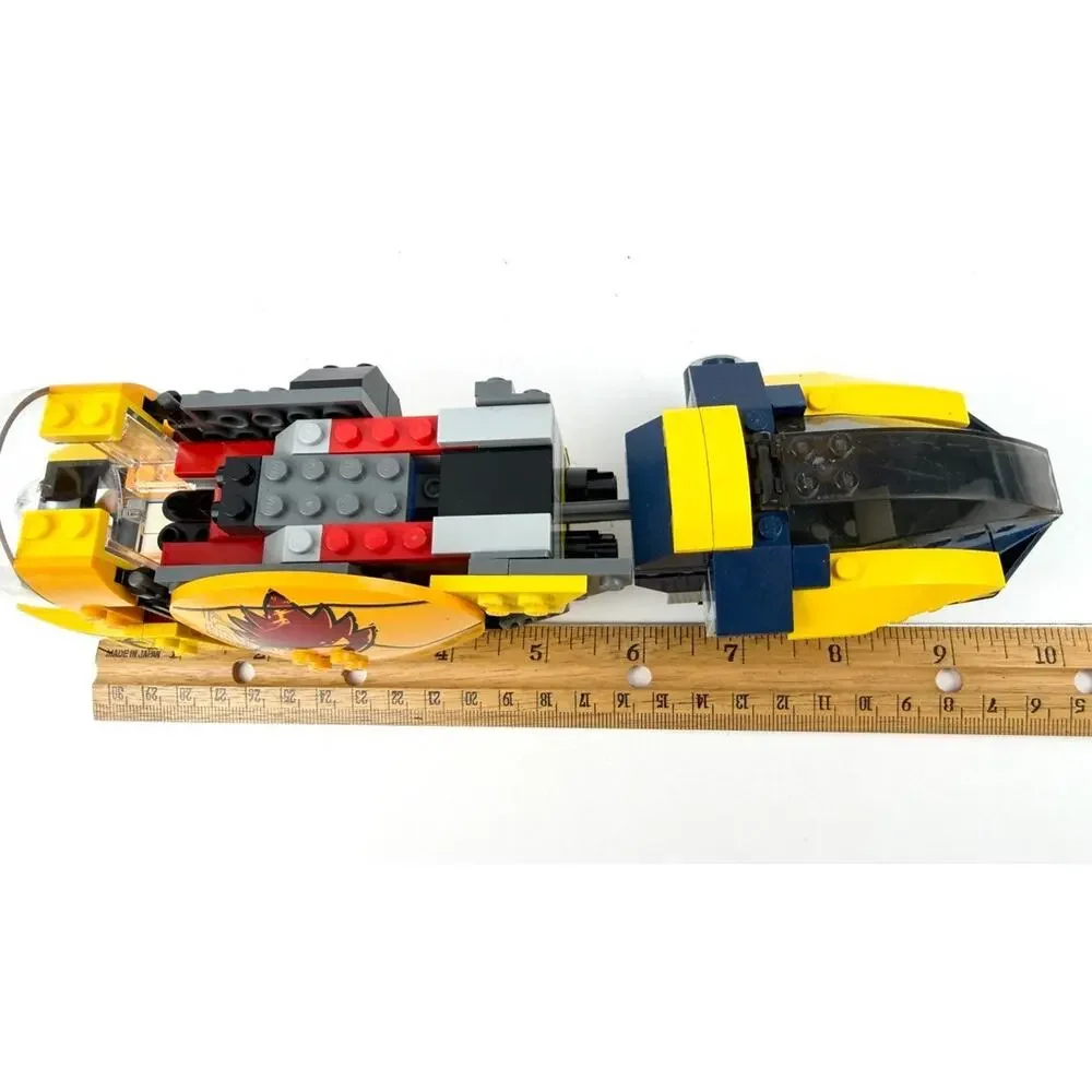 LOT LEGO Marvel 4 Super Hero Vehicle Parts & Parts of a Building VGC